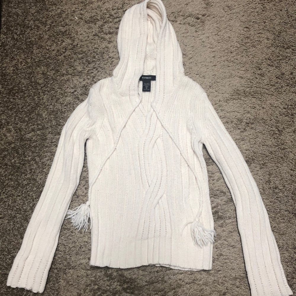 Express Cream sweater